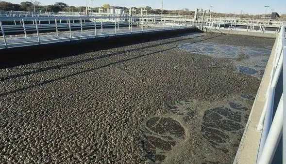 氣浮出水帶泥太嚴重了怎么回事（氣浮池出水帶泥如何處理）